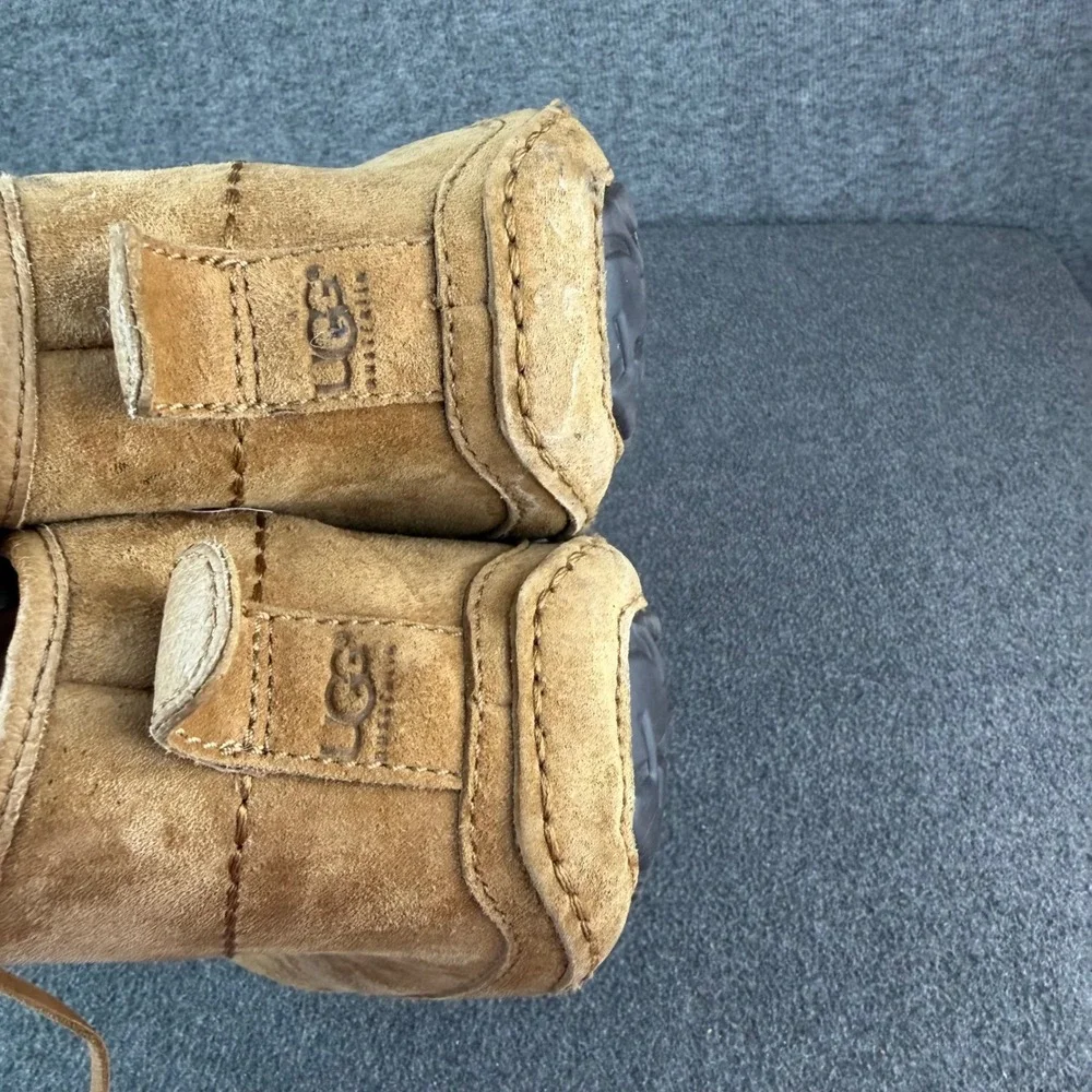UGG Australia Mens Size 8 Chestnut Suede Shearling Chukka‎ Boots Moccasins Tan